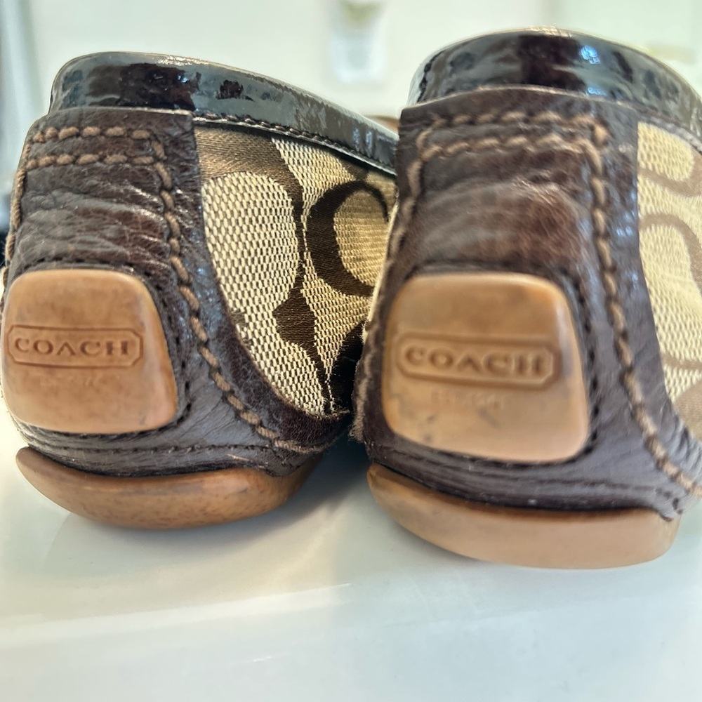 Classic Coach Signature Jacquard Loafers with Leather Trim – Size 8 - Picture 14 of 14